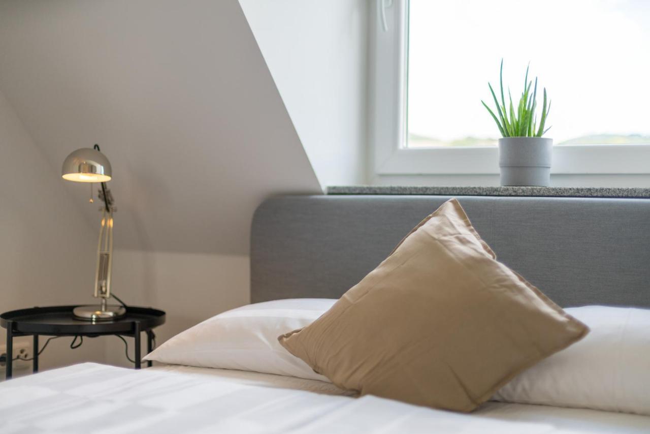Cassel Lofts - Stilvolles Loft Im Gruenen Mit Balkon Nahe Vw-Werk Apartment ภายนอก รูปภาพ