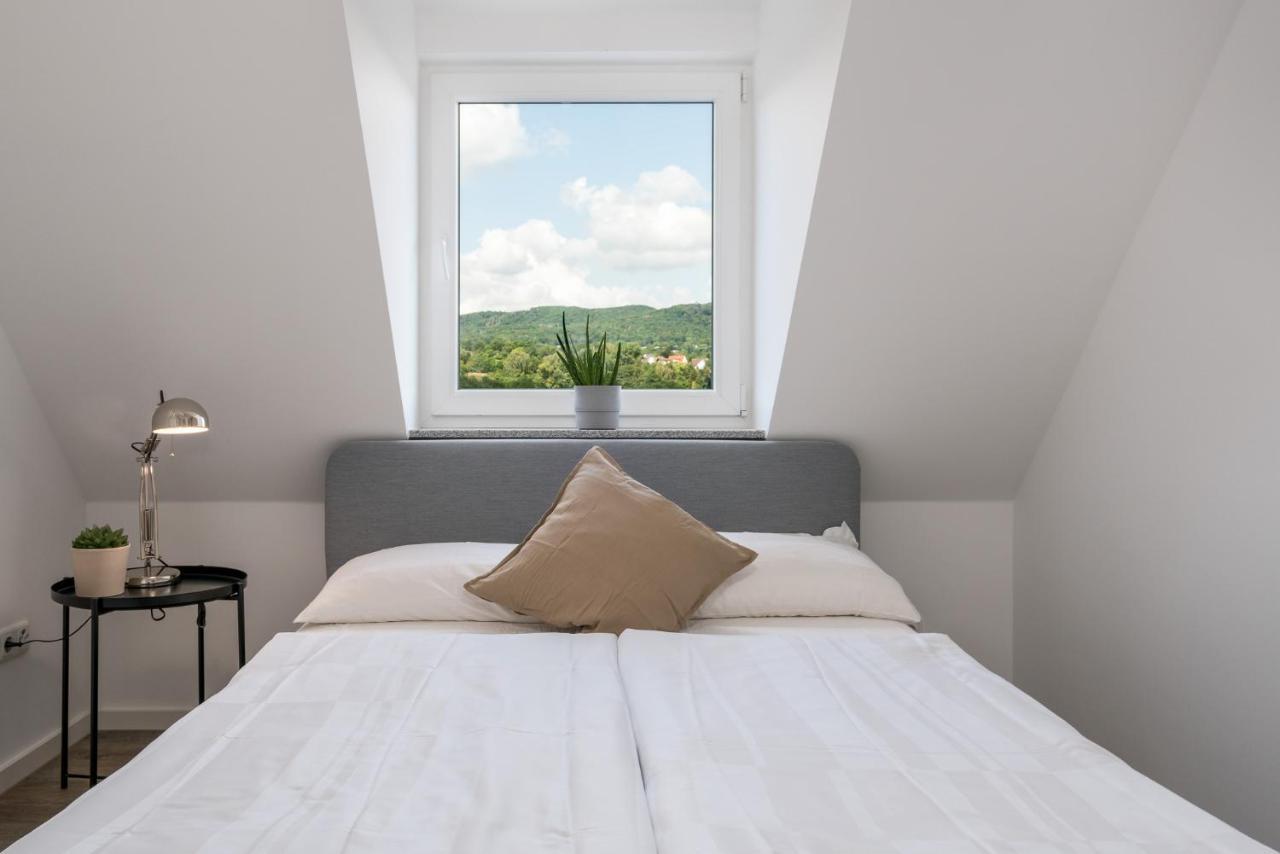 Cassel Lofts - Stilvolles Loft Im Gruenen Mit Balkon Nahe Vw-Werk Apartment ภายนอก รูปภาพ